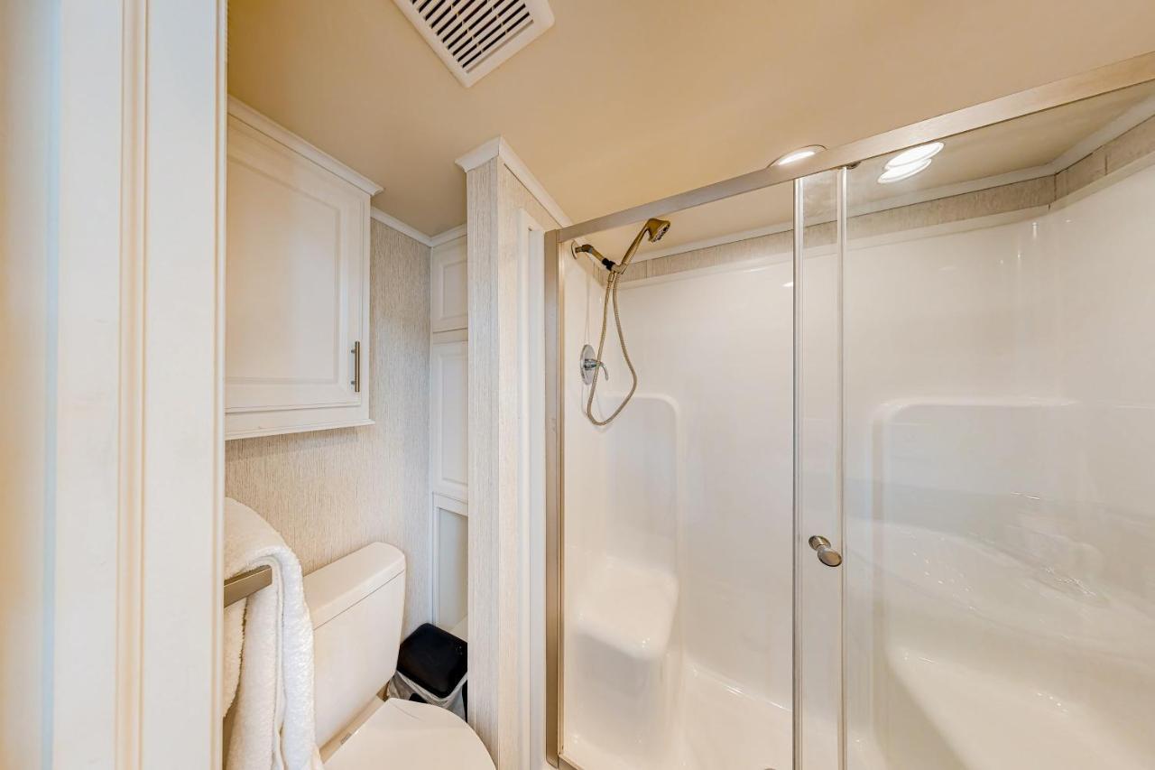 Tiny Charmer Hendersonville Exterior photo