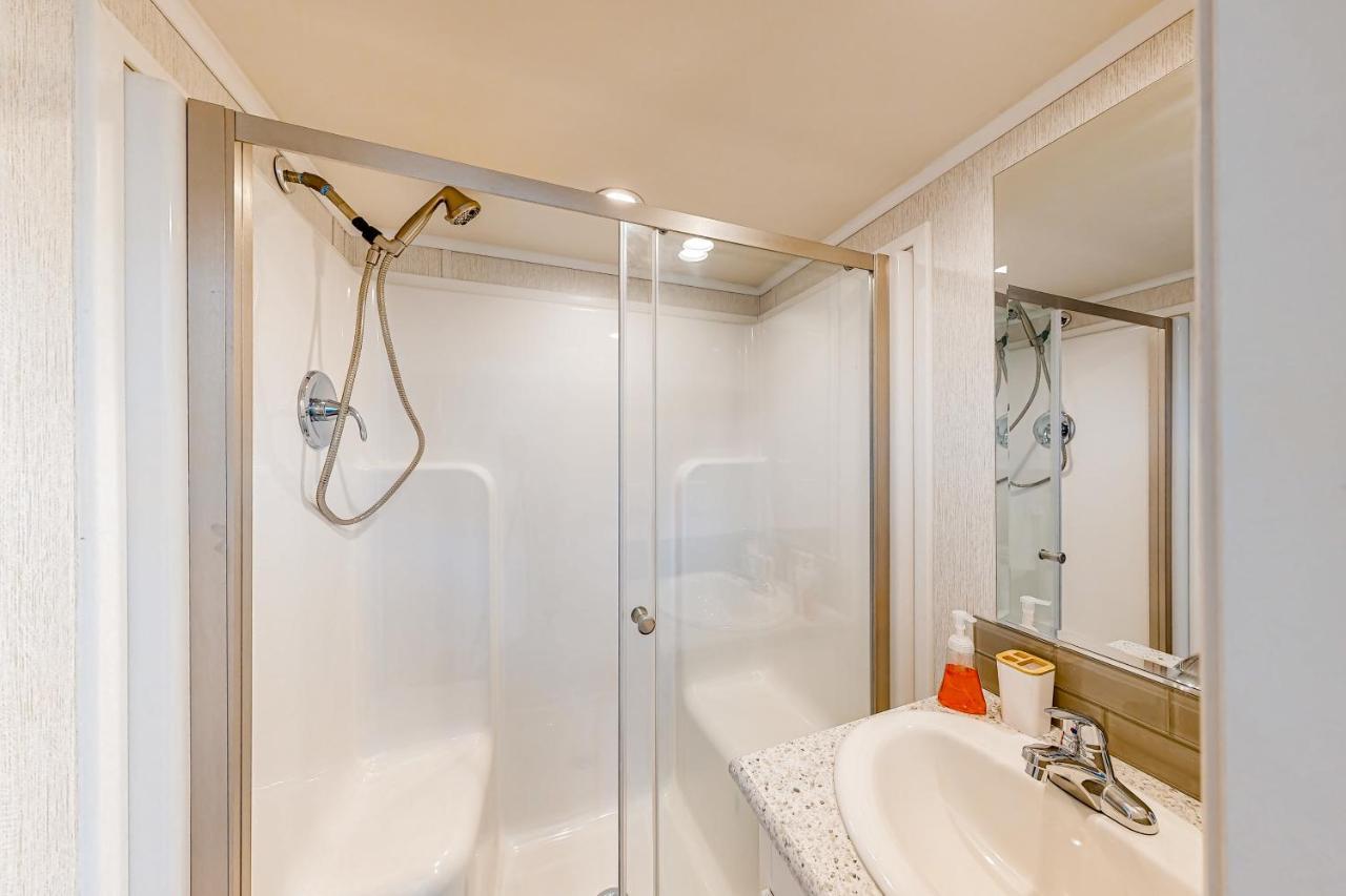 Tiny Charmer Hendersonville Exterior photo